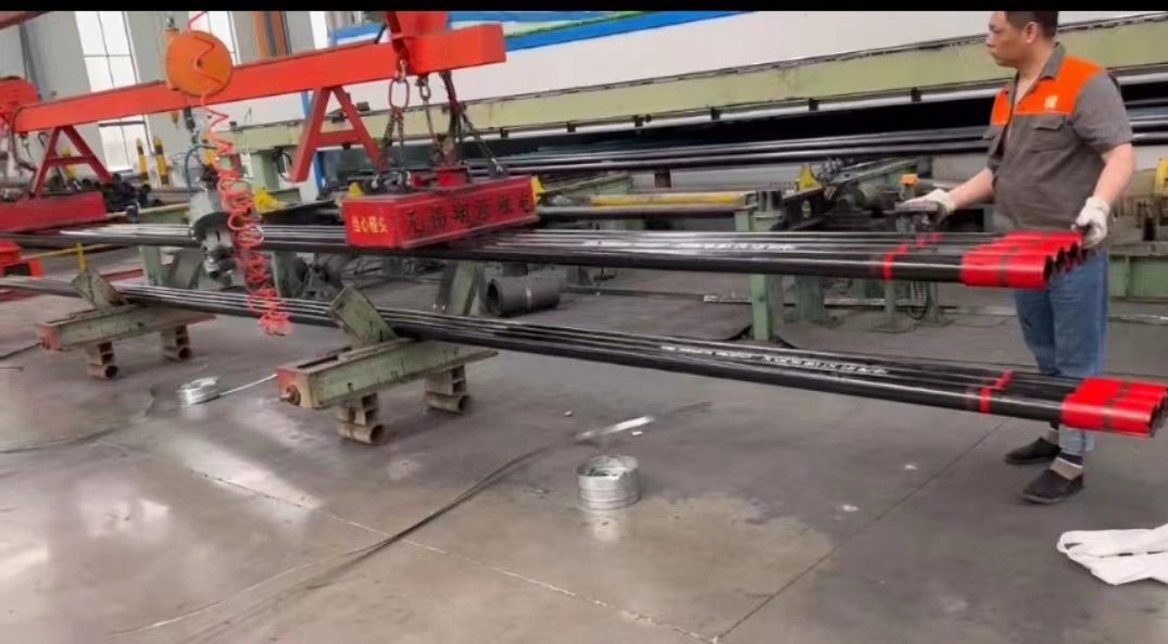 API 5CT Standard 5-1/2 STC Anti High Pressure P110 Carbon Seamless Steel Tubing en Casing voor het beschermen van Wellbore