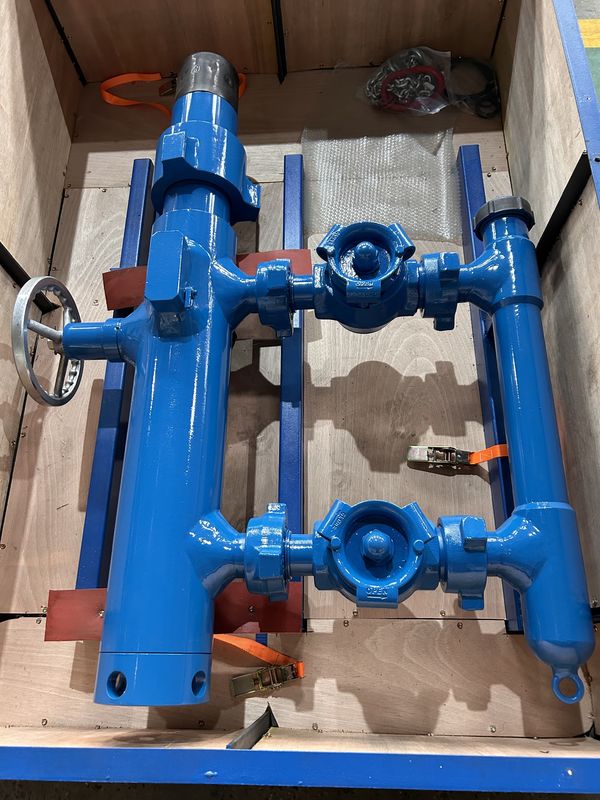 13-3/8' API Casing LTC BTC Buckle verbonden 21Mpa Werkdruk Single Plug Cementing Head Met Houten Verpakking 810KG